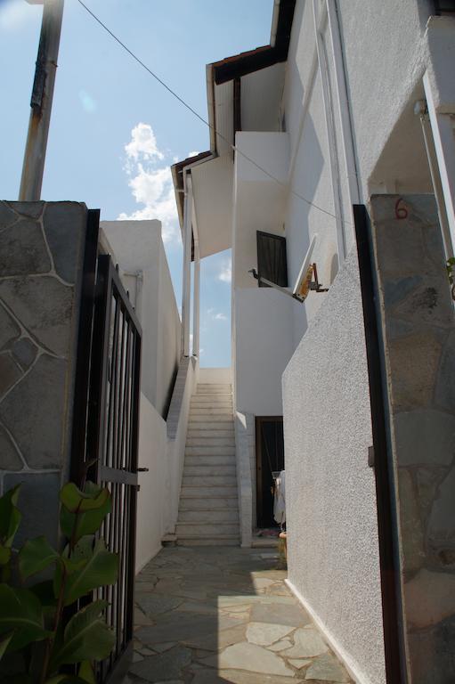 Vrasná Ermioni Apartments מראה חיצוני תמונה