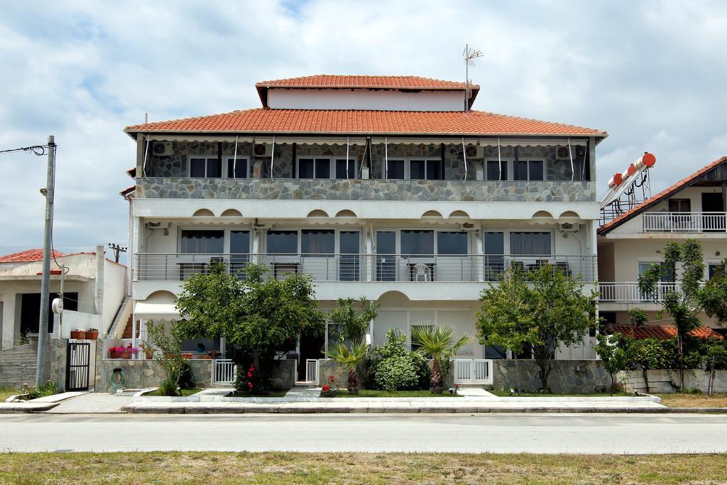 Vrasná Ermioni Apartments מראה חיצוני תמונה